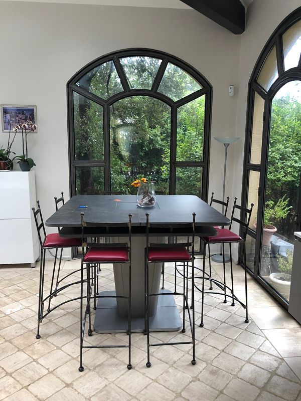 table-metallique-preparation-cuisine-tables-hotes-chambre-gite-montpellier table-metallique-preparation-cuisine-tables-hotes-chambre-gite-montpellier