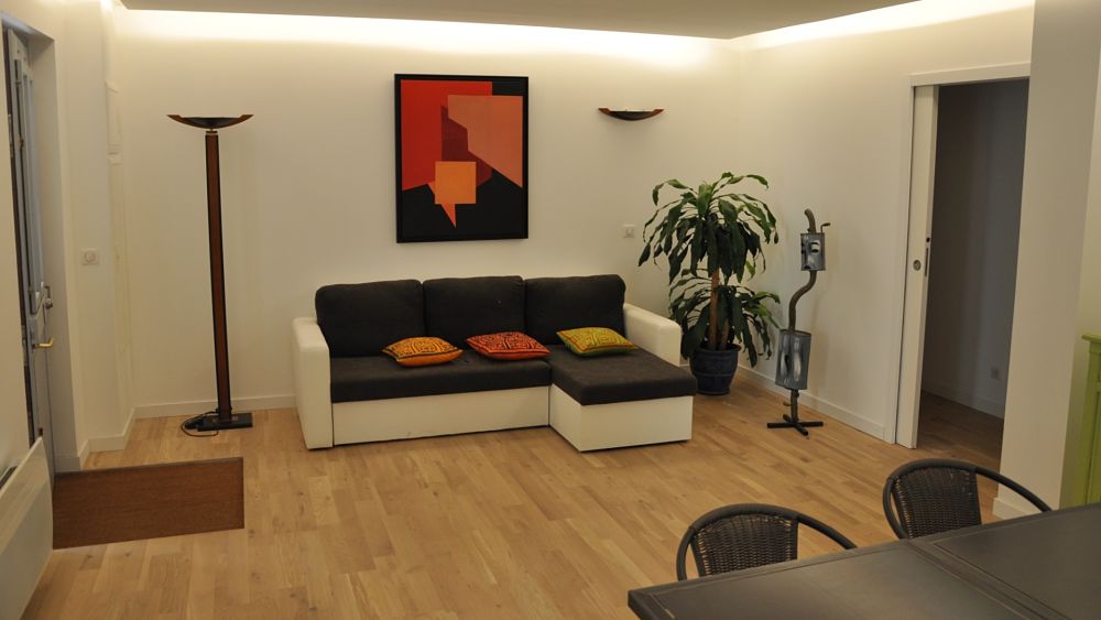 espace-de-vie-salon-confortable-lumiere-tamisee-gite-hotes-montpellier espace-de-vie-salon-confortable-lumiere-tamisee-gite-hotes-montpellier