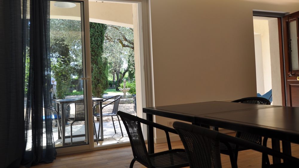 terrase-gite-ouverture-exterieur-chambres-hotes-montpellier terrase-gite-ouverture-exterieur-chambres-hotes-montpellier
